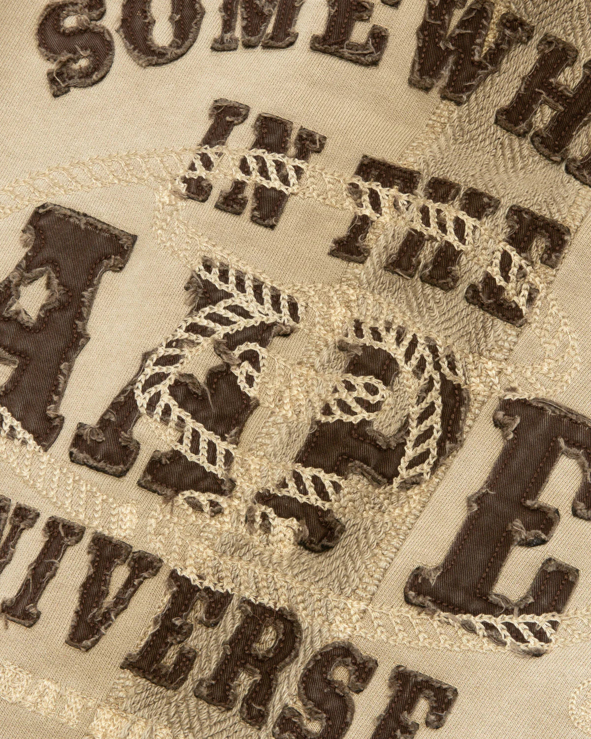 AAPEUNVS moonface logo sweat pants