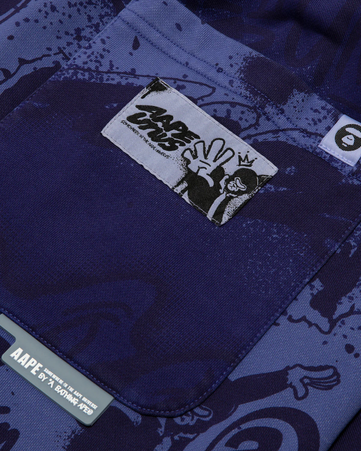 Moonface logo graffiti print sweat shorts