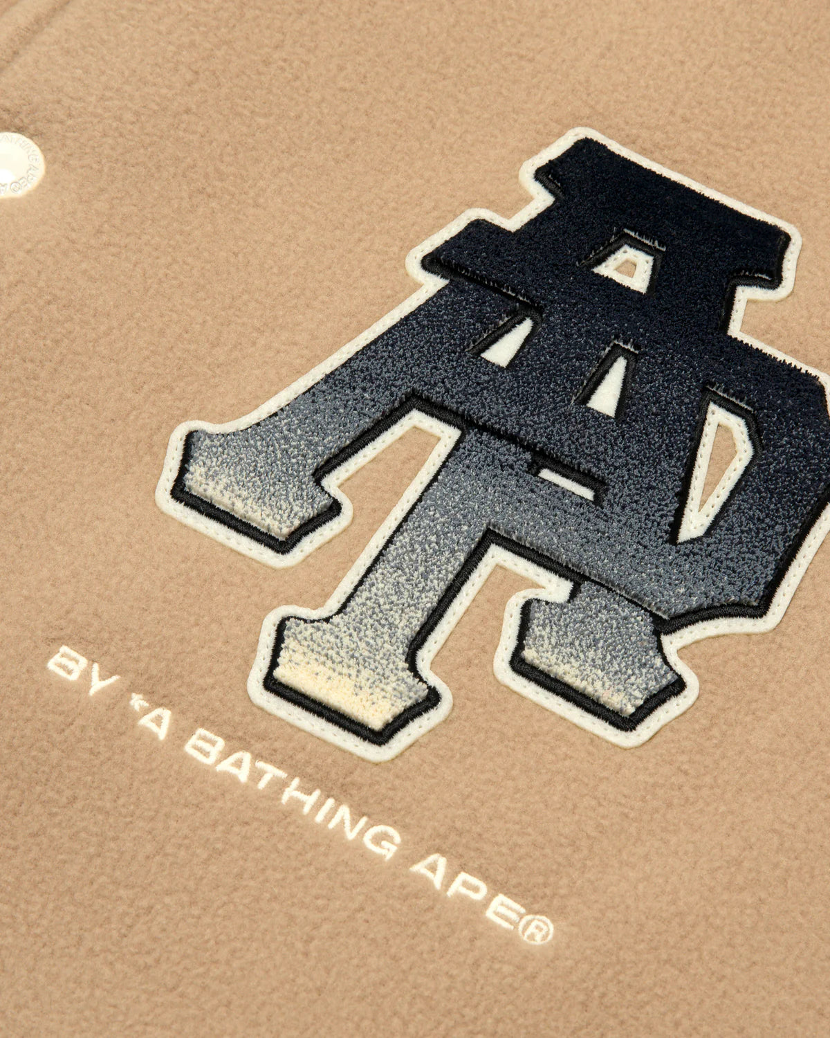 Logo varsity jacket